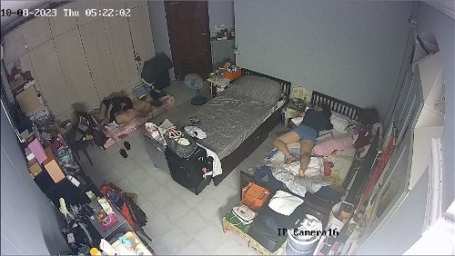 Hack camera – Lén lút chịch người yêu khi chị gái ngủ trong phòng